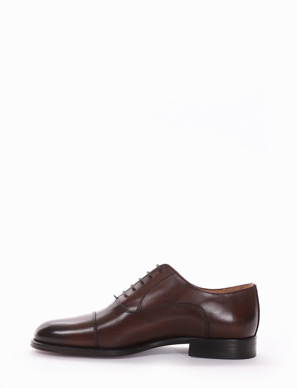 Lace-up shoes heel 2 cm brown leather