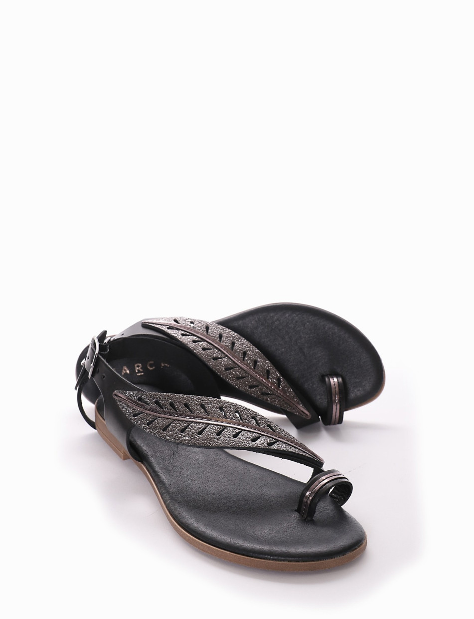 Flip flops heel 1 cm black leather