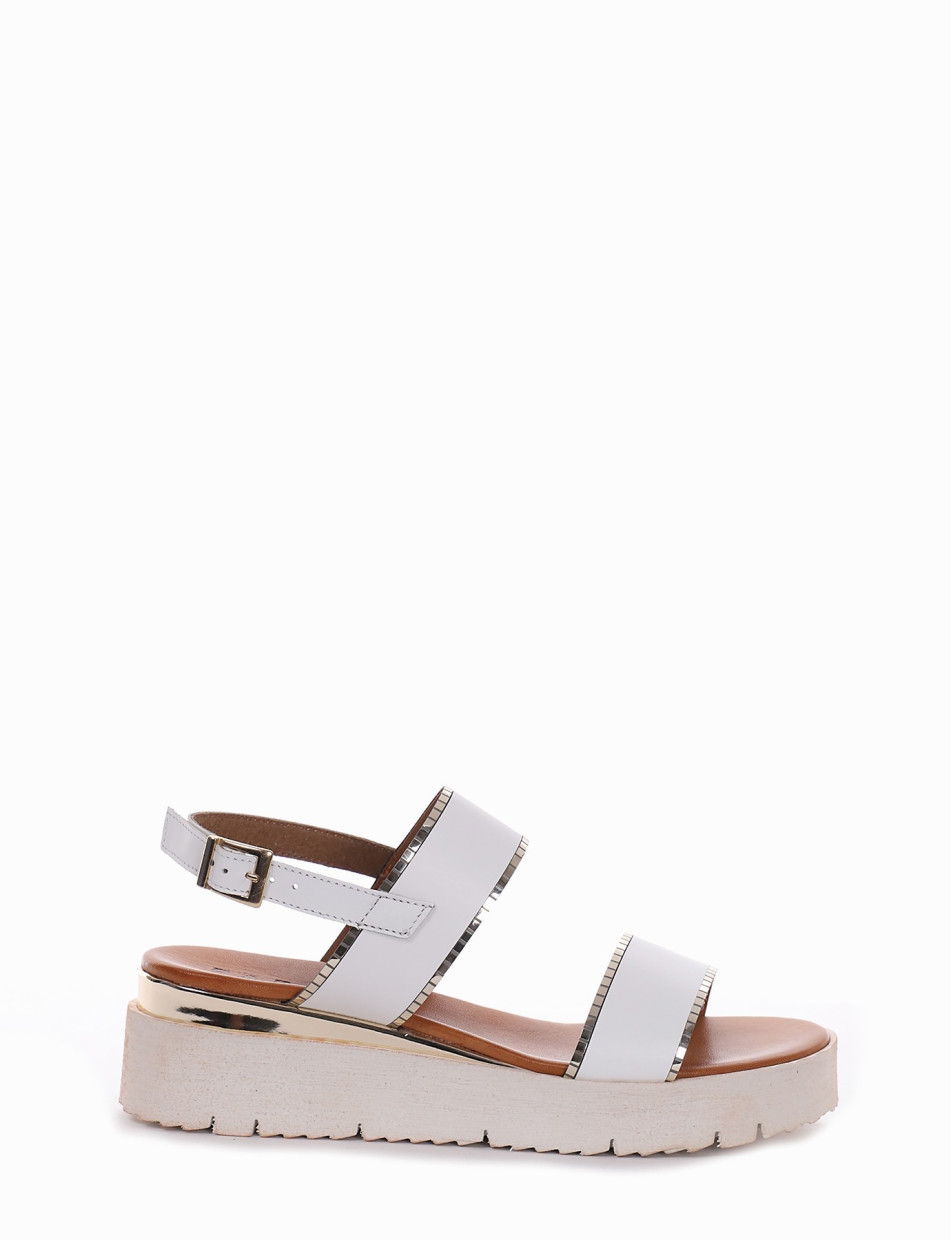 Wedge heels heel 1 cm white leather