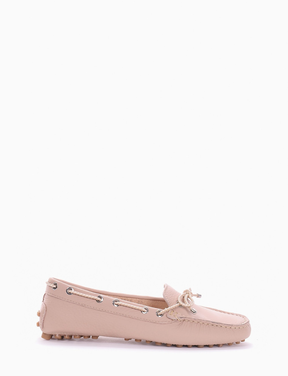 Loafers pink leather