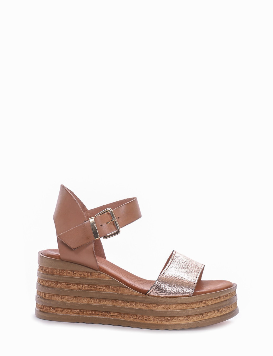 Wedge heels heel 7 cm bronze leather
