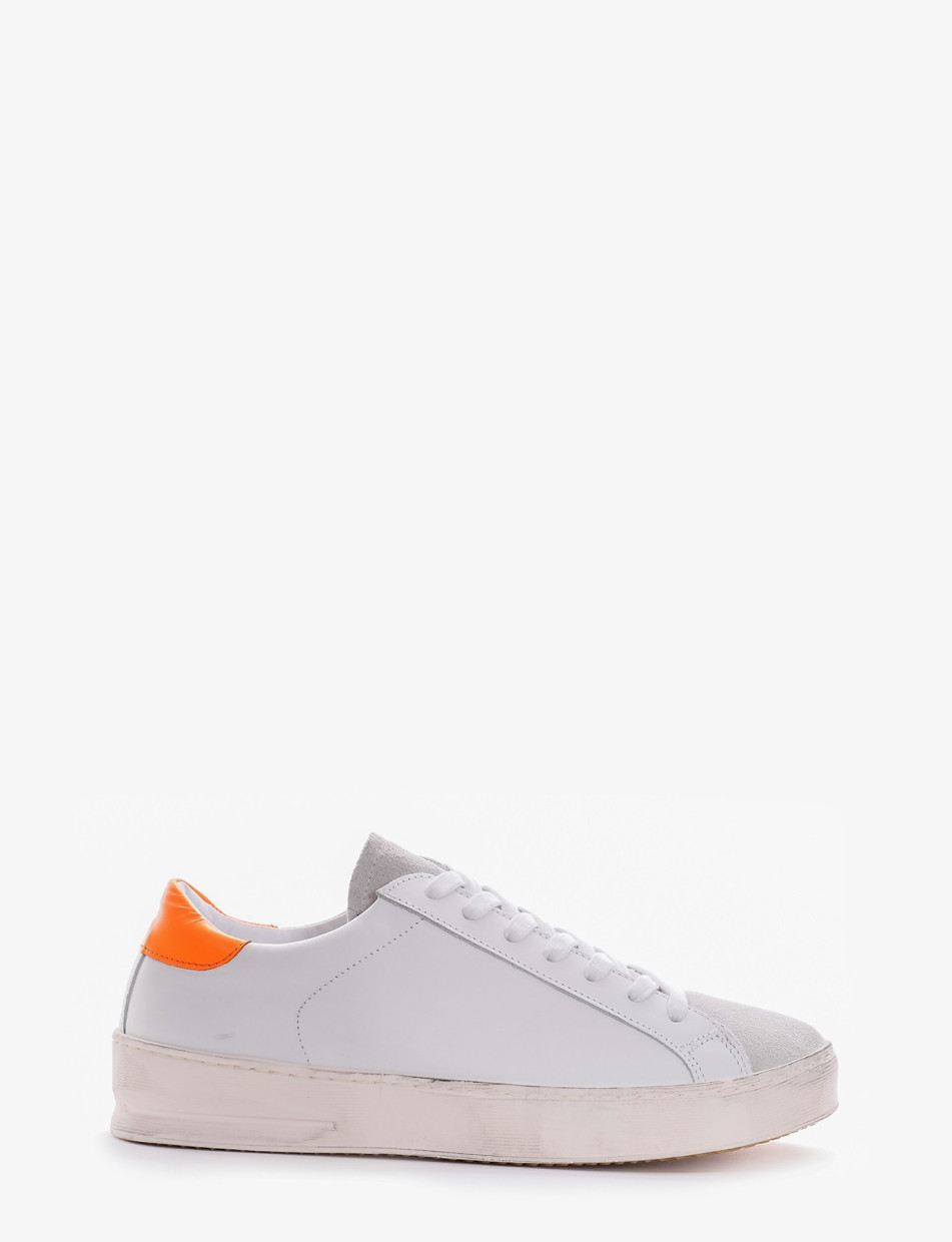 Sneakers white leather