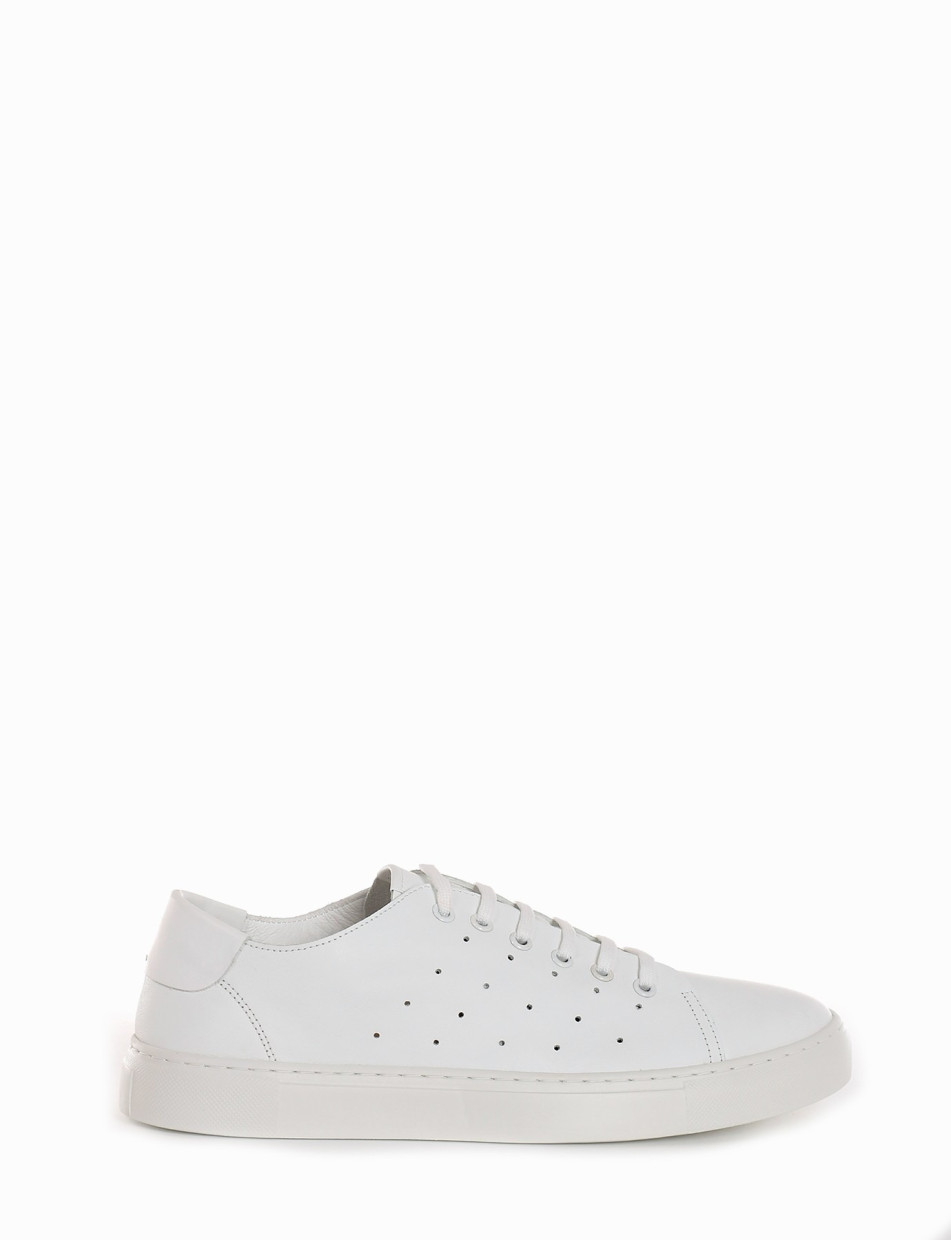 Sneakers white leather