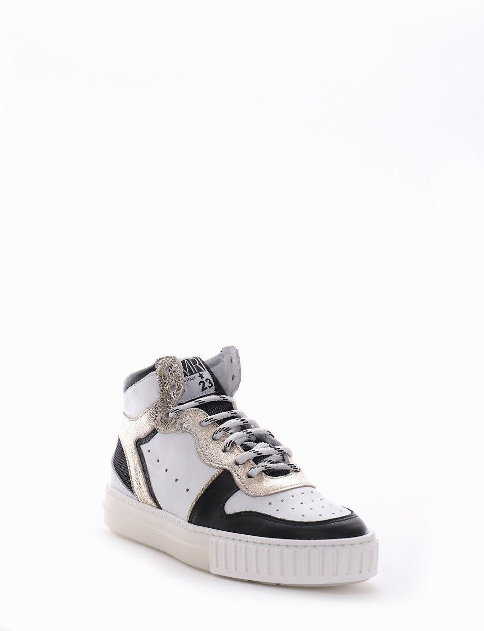 Sneakers white leather