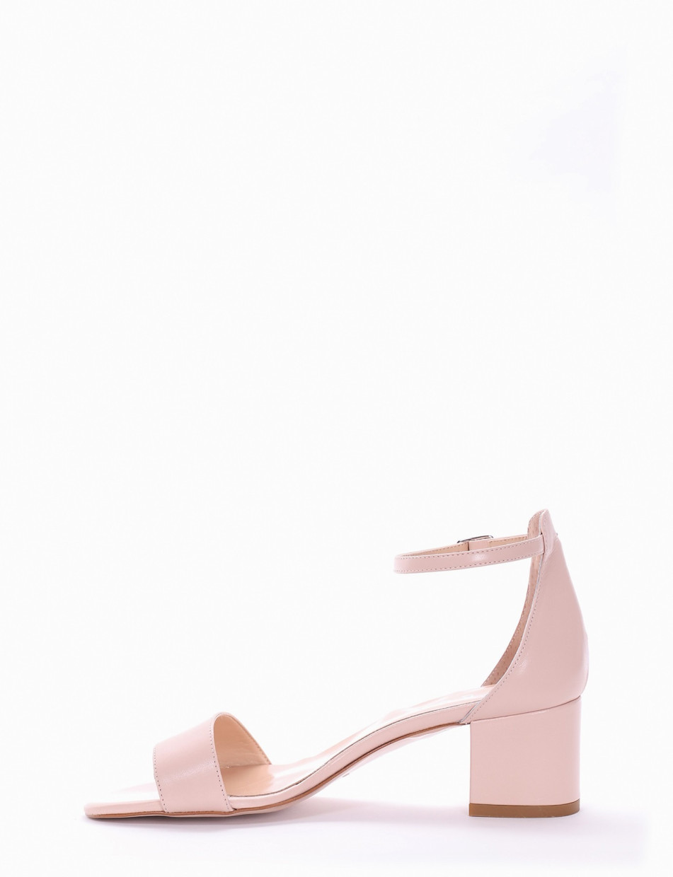 Sandalo tacco 5 cm rosa