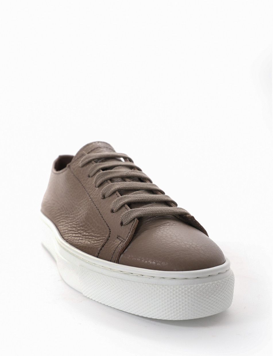 Sneakers beige leather