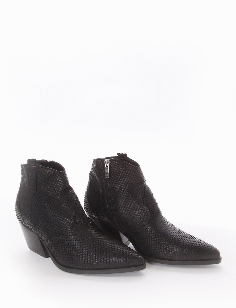 High heel ankle boots heel 6 cm black python