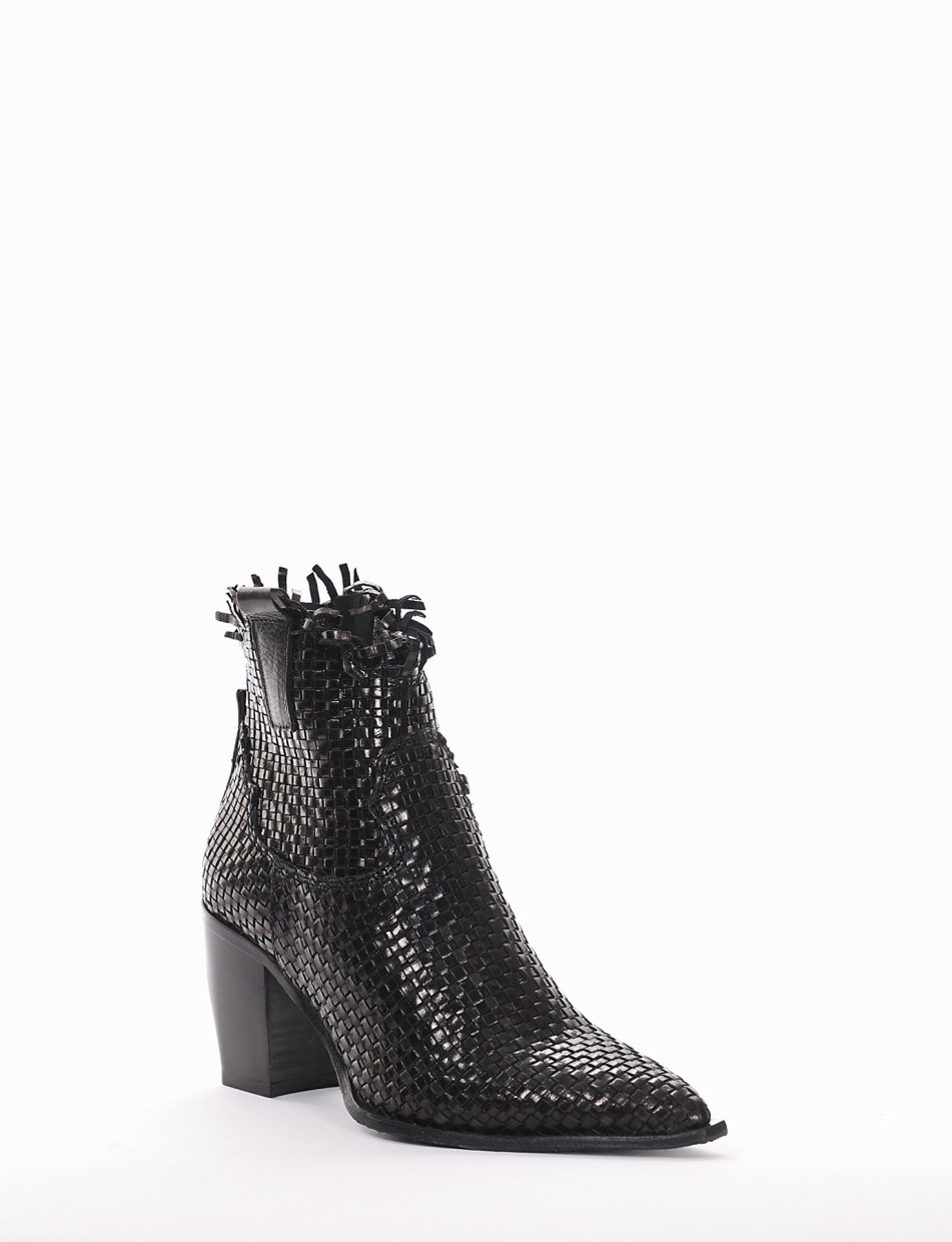 Stivale tronchetto tacco 7 cm nero