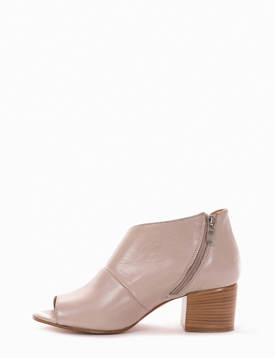 High heel ankle boots heel 5 cm beige leather