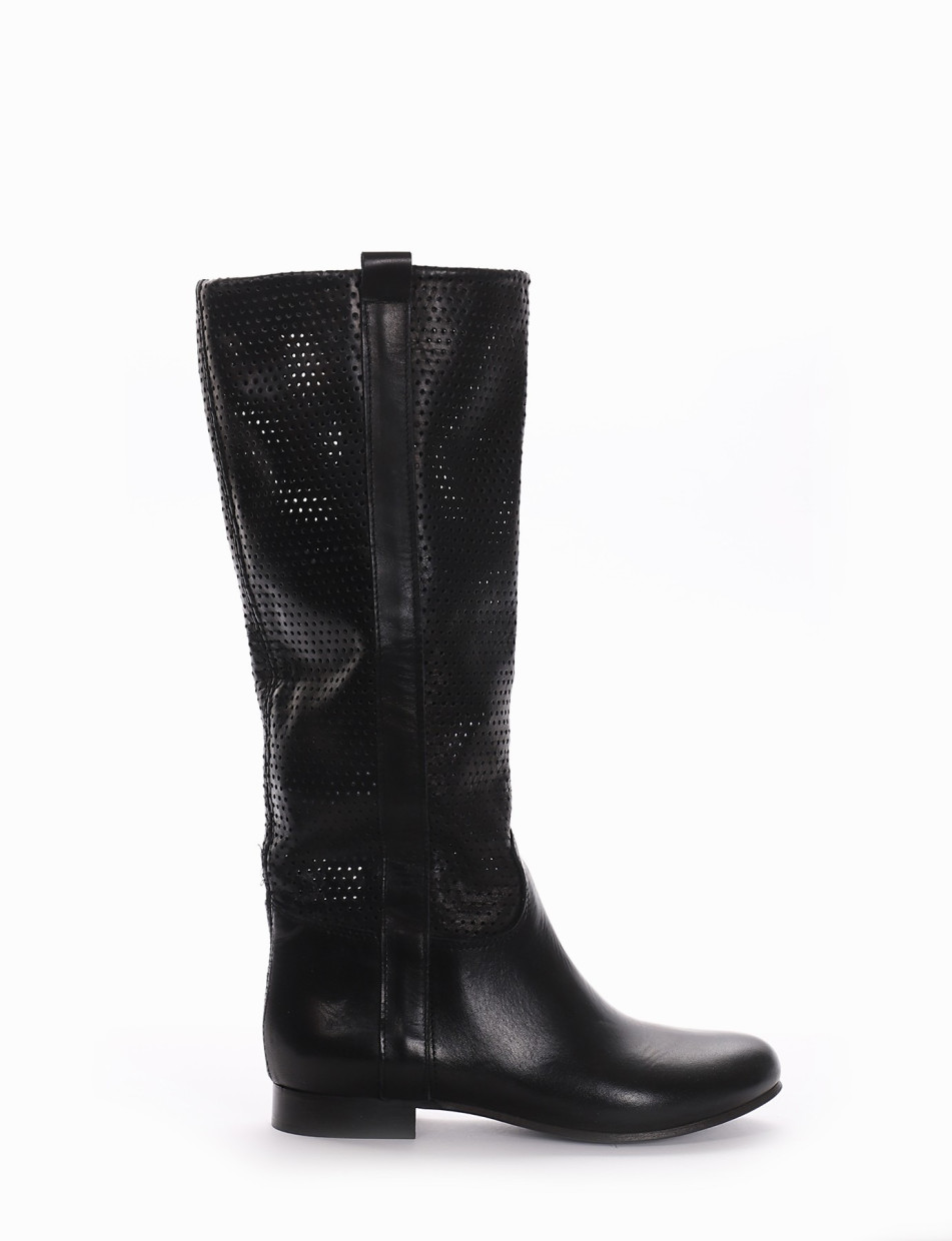 Low heel boots heel 2 cm black leather