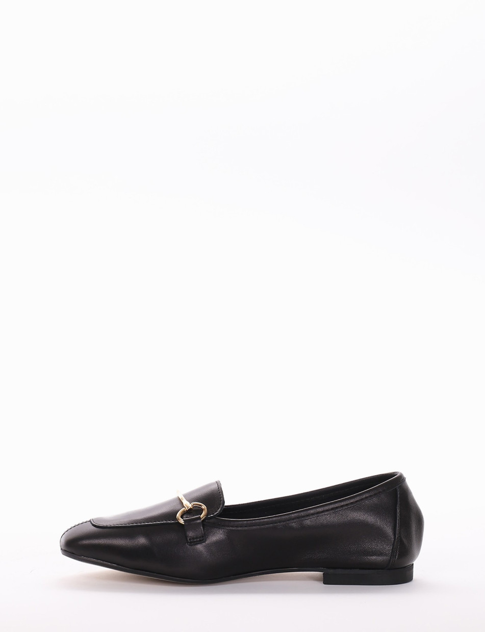 Loafers heel 1 cm black leather