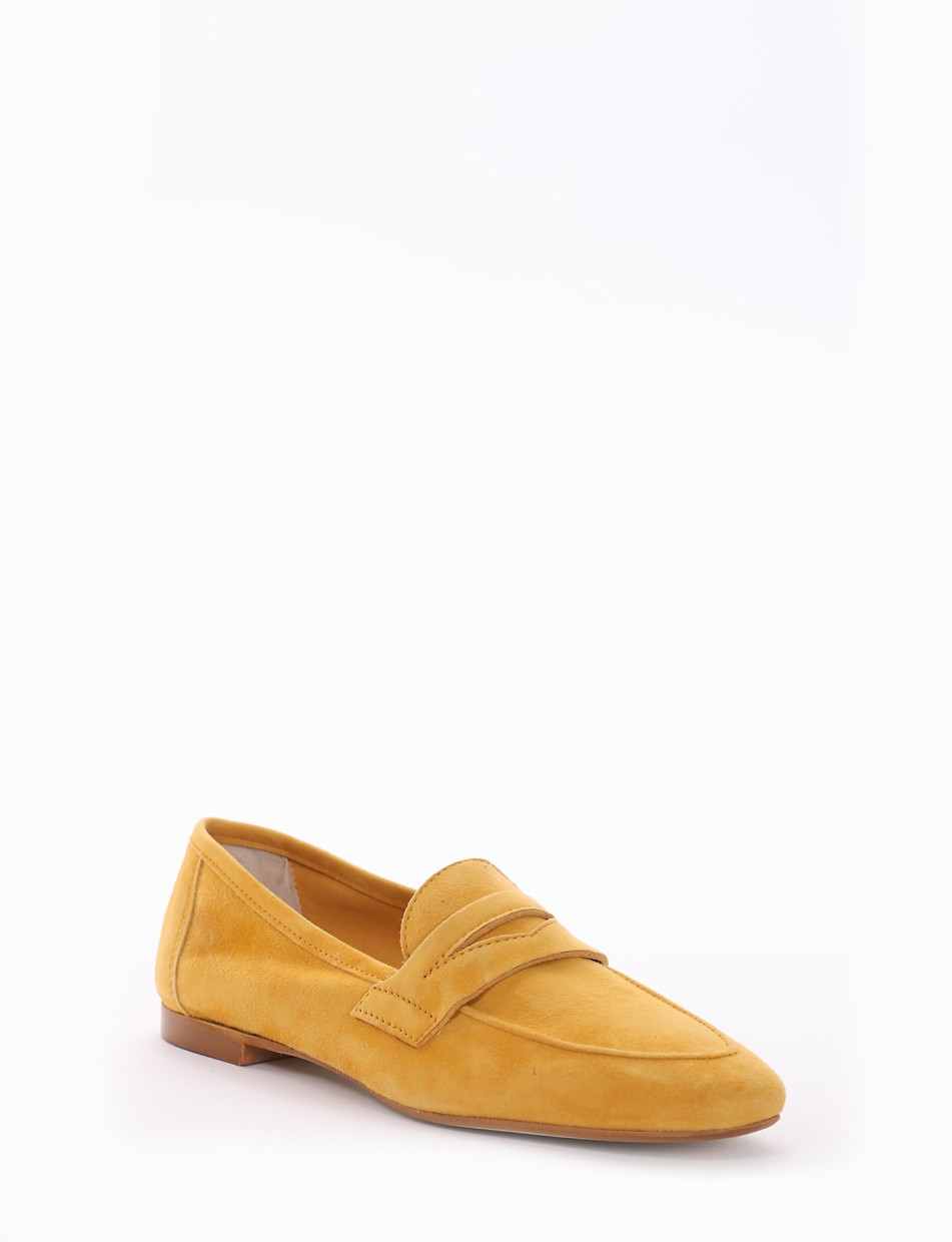 Loafers heel 1 cm yellow chamois