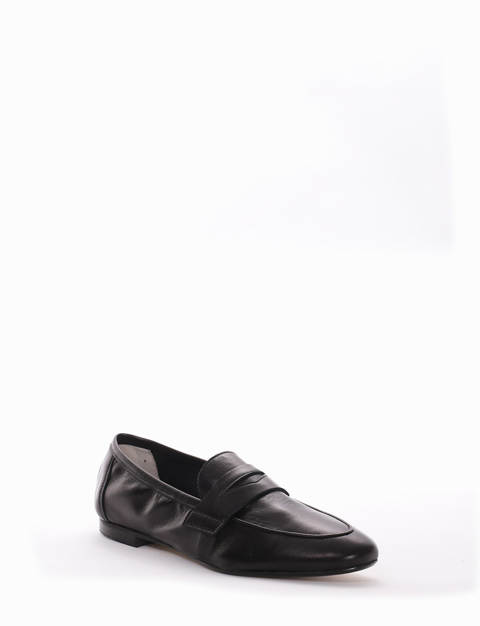 Loafers heel 1 cm black leather