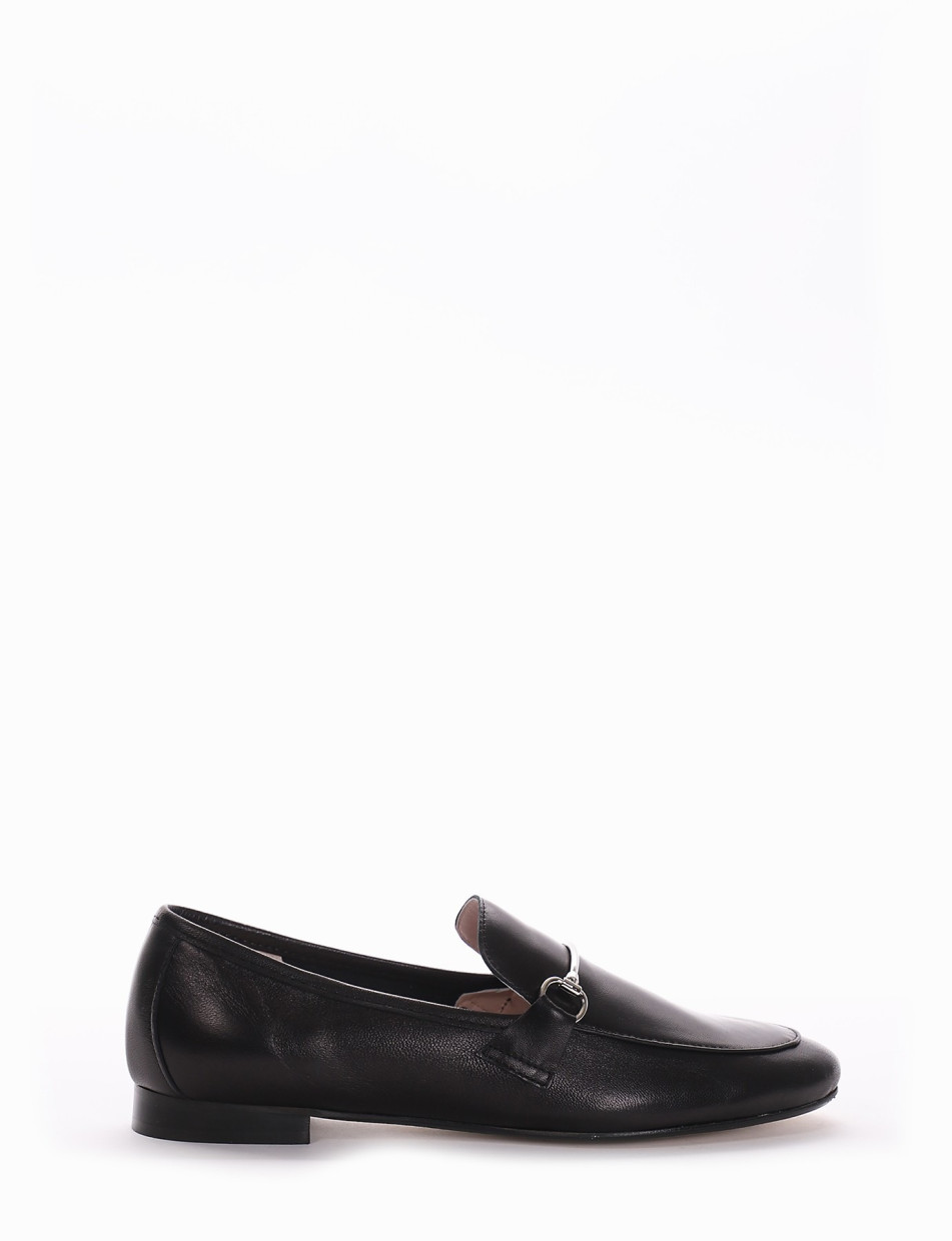 Loafers heel 2 cm black leather