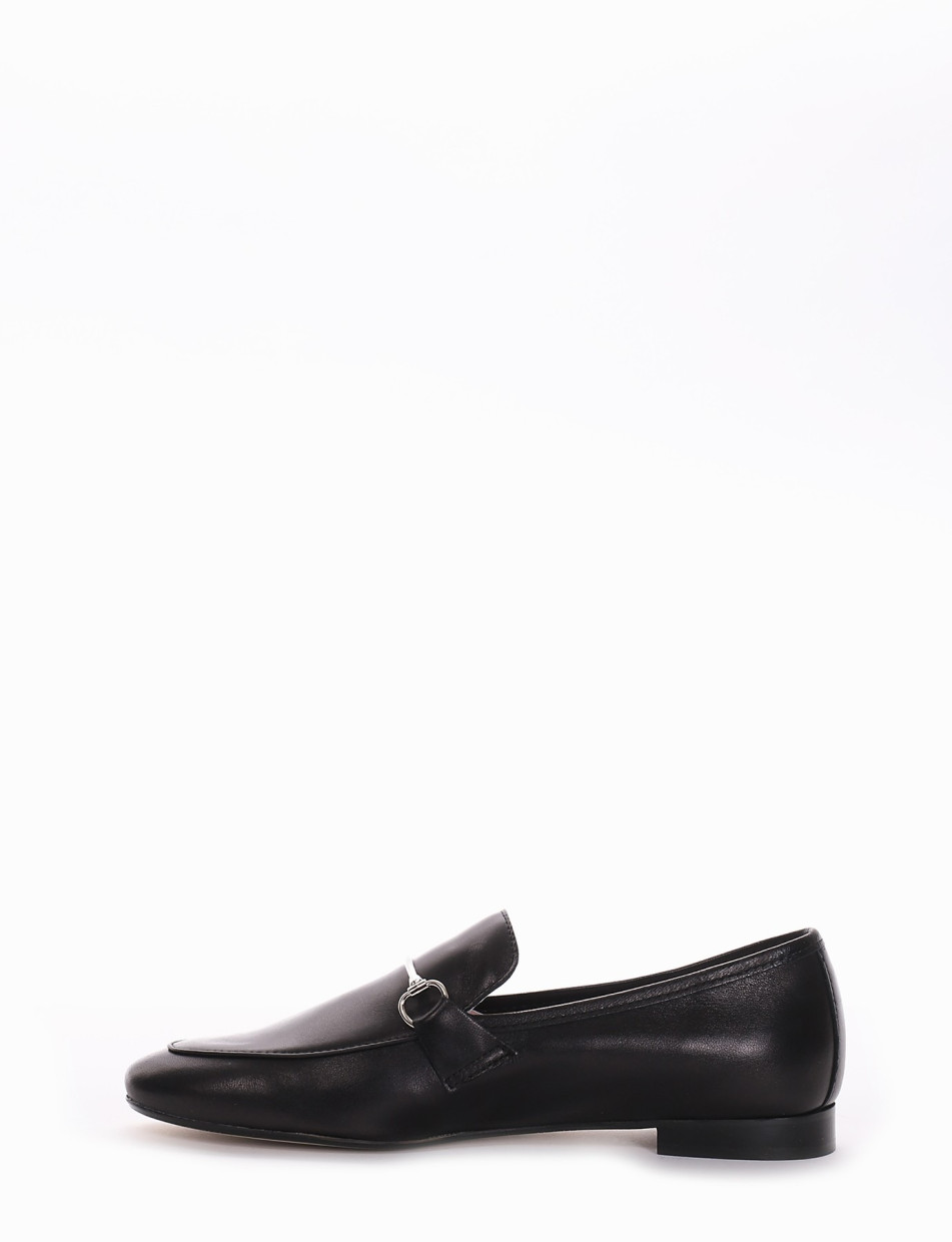 Loafers heel 2 cm black leather