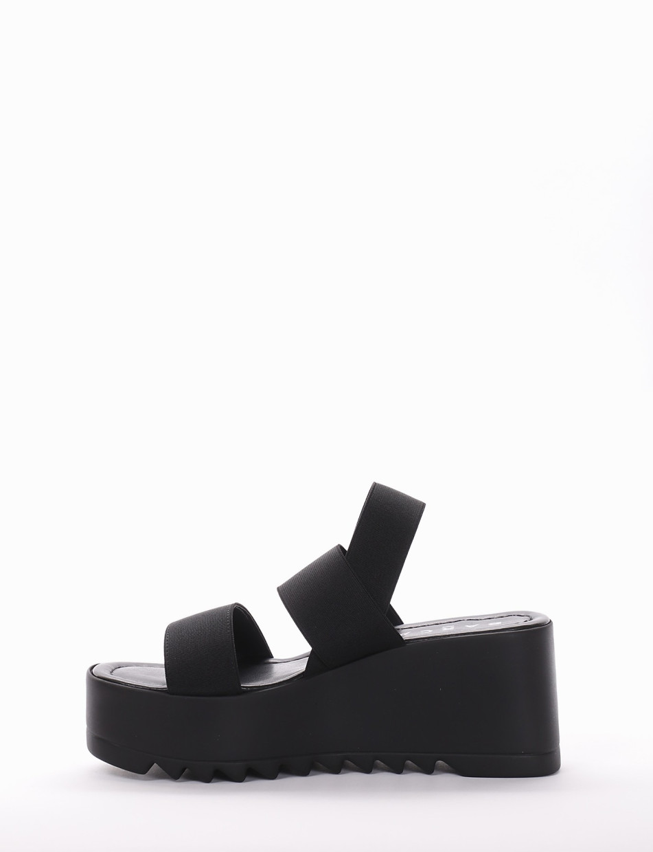 Wedge heels heel 7 cm black tissue