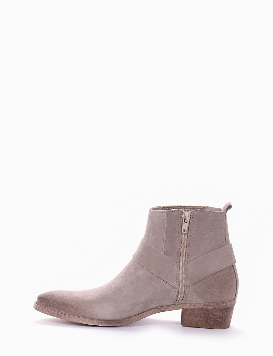 Low heel ankle boots heel 3 cm beige chamois