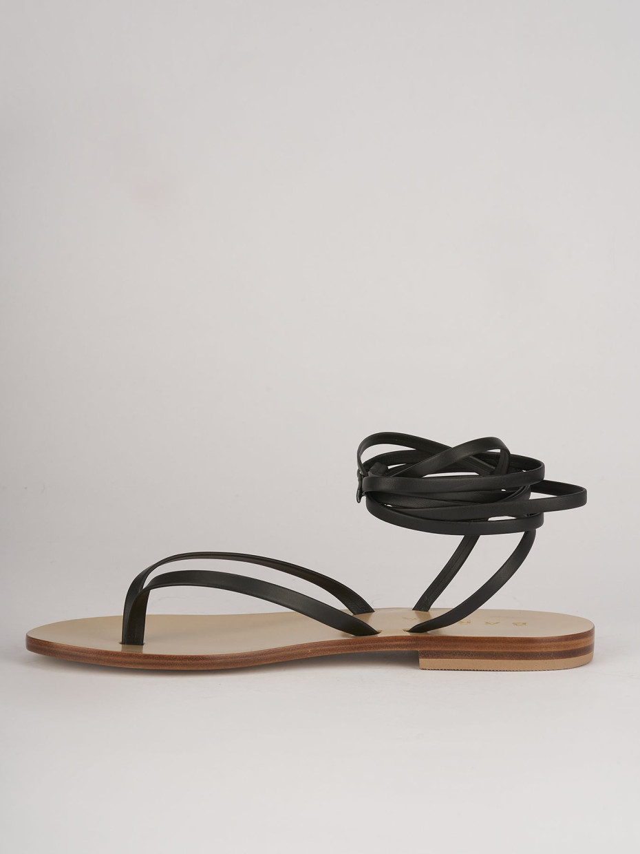 Sandalo infradito tacco 1 cm nero