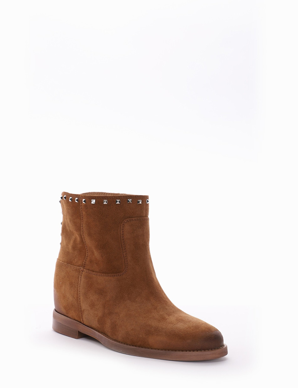 Low heel ankle boots heel 2 cm brown chamois