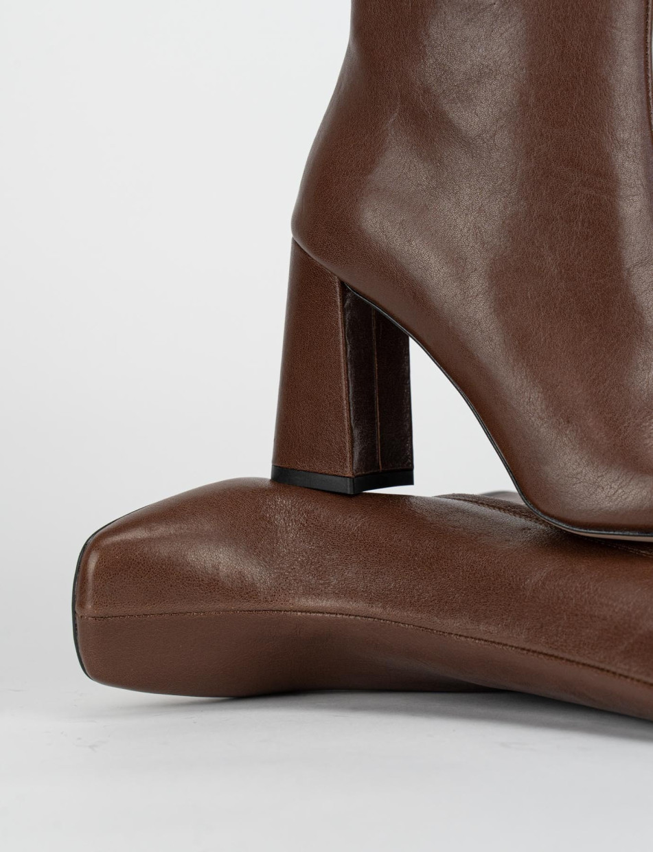 Celine hotsell elliptic boot