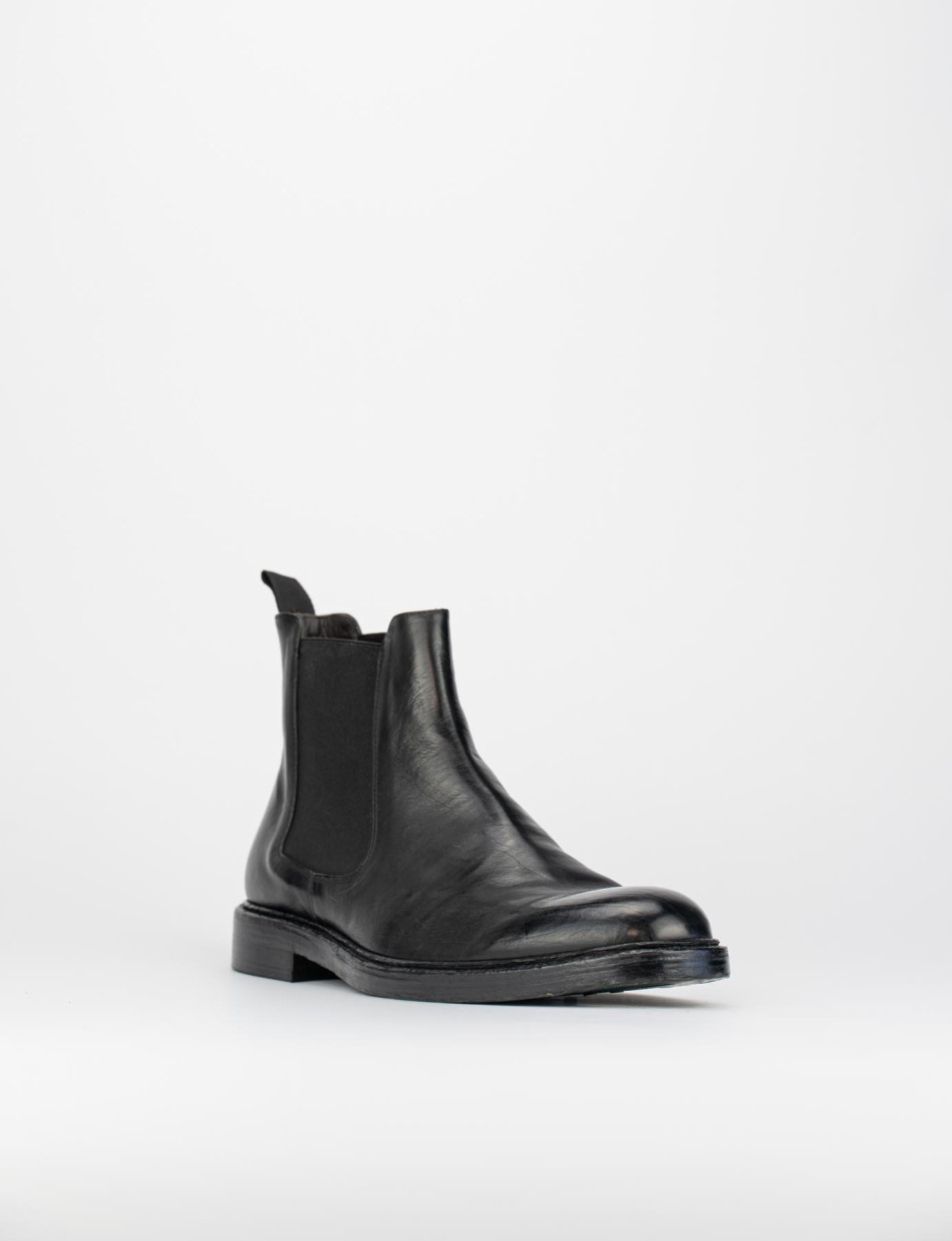 Ankle boots heel 2 cm black leather