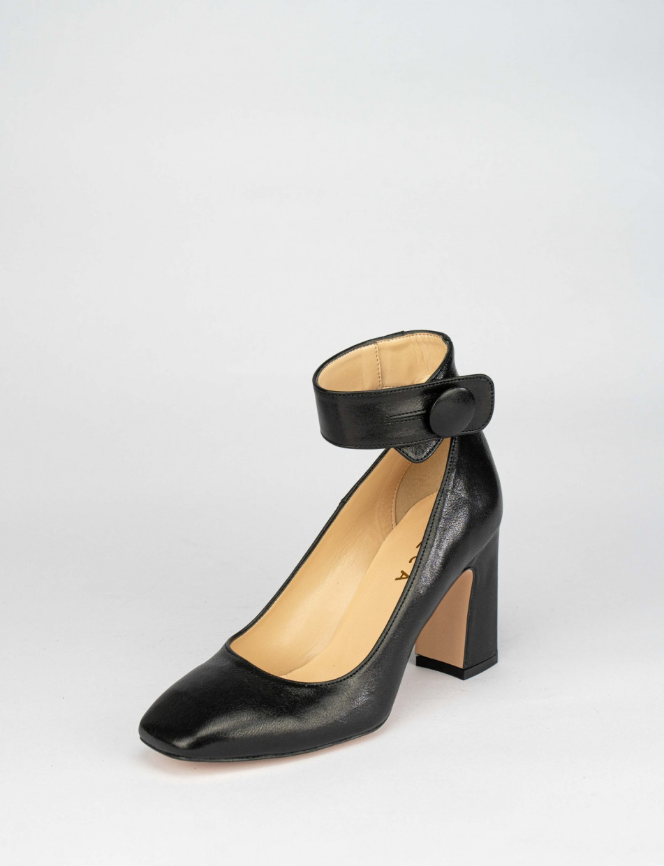 Pumps heel 9 cm black leather