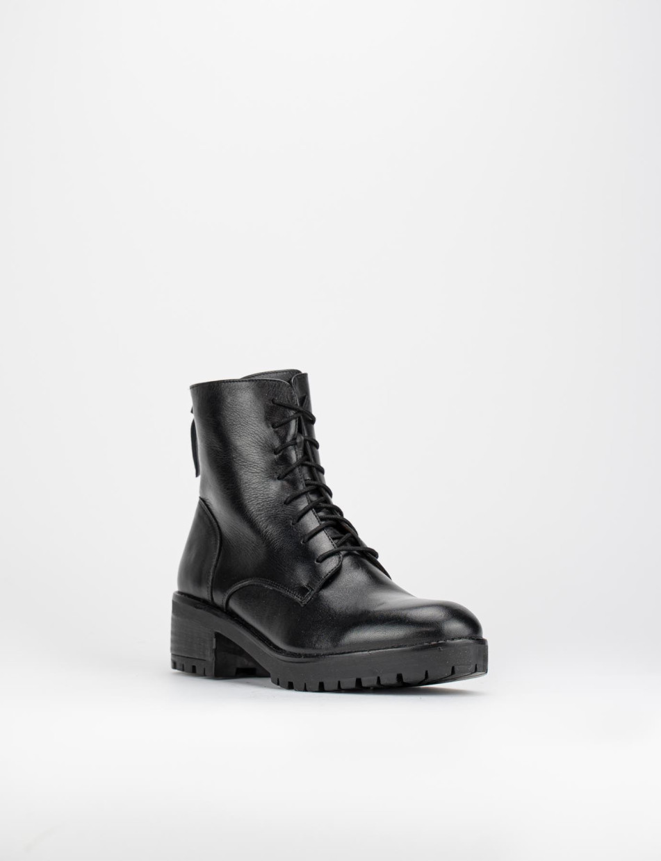 Anfibio tacco 5 cm nero