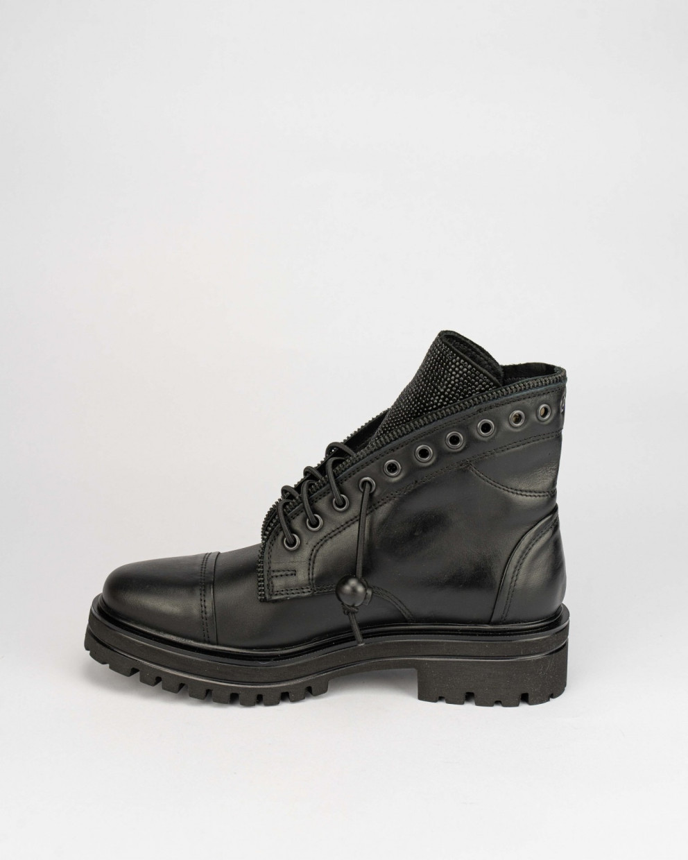 Combat boots heel 5 cm black leather