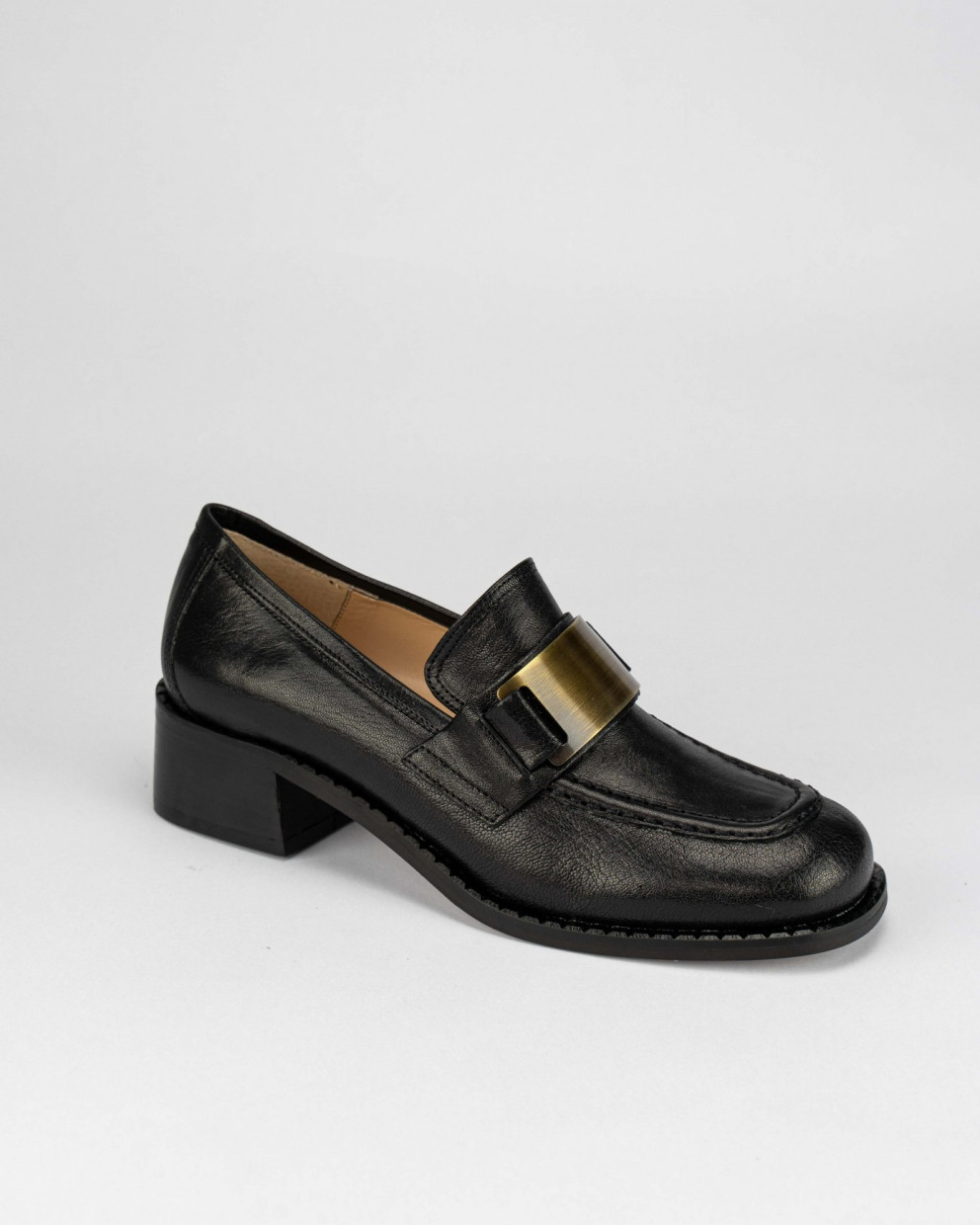 Loafers heel 3 cm black leather