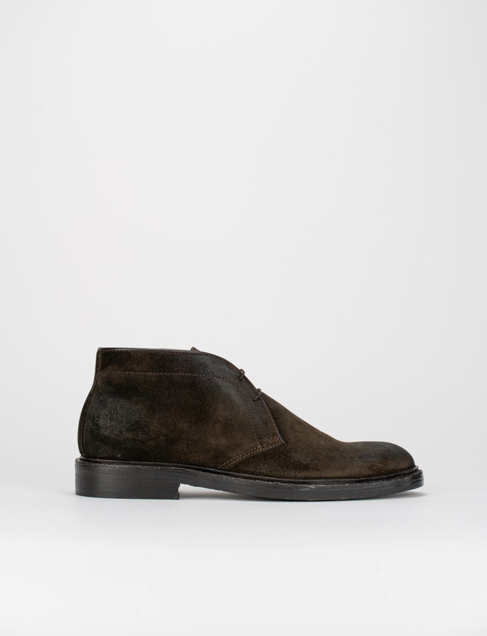 Desert boots heel 2 cm dark brown chamois