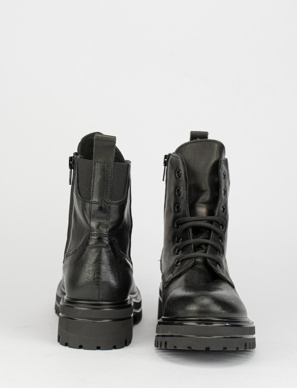 Combat boots heel 3 cm black leather