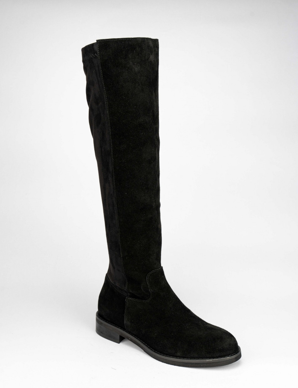Womens black boots deals 2 inch heel