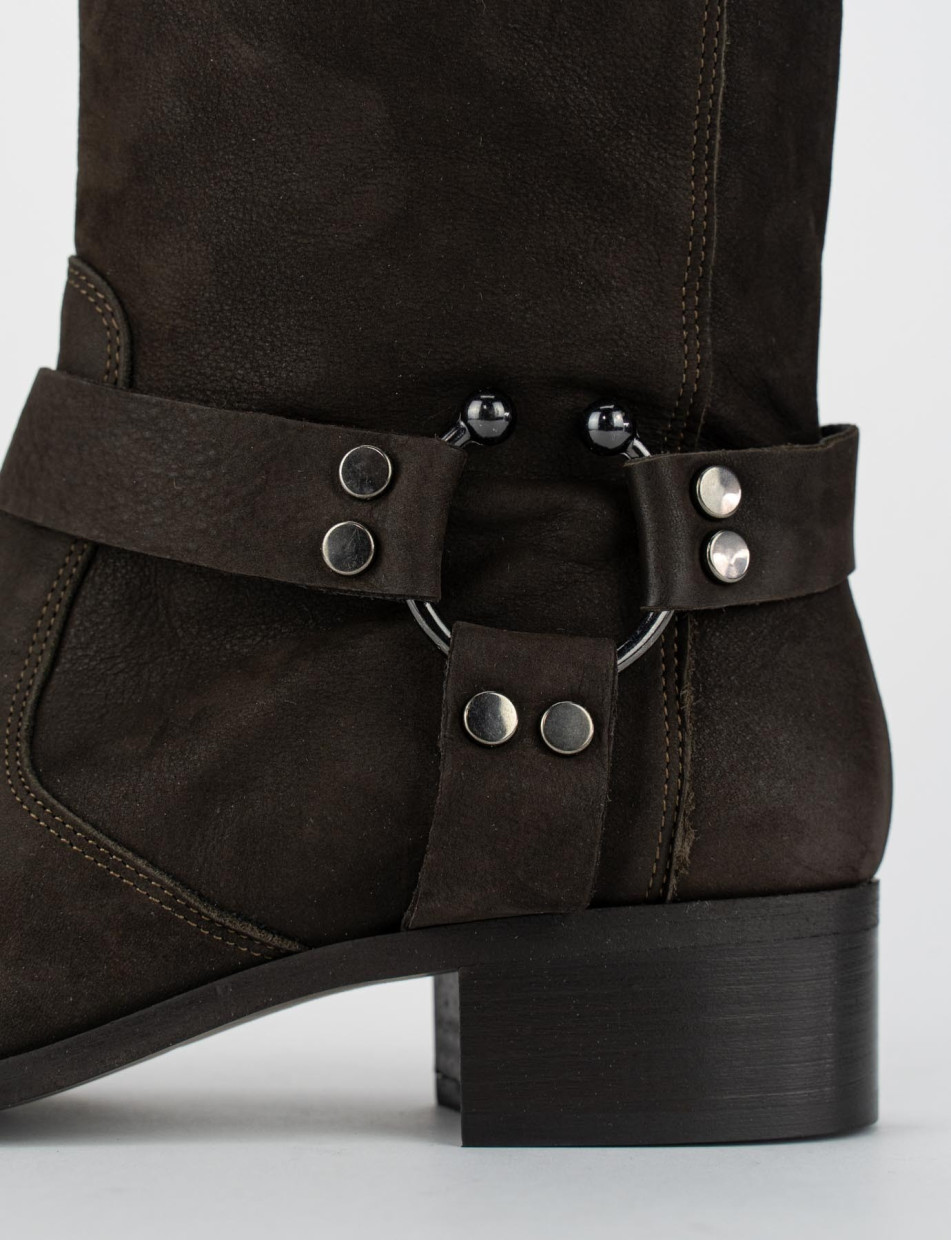Low heel boots heel 3 cm dark brown