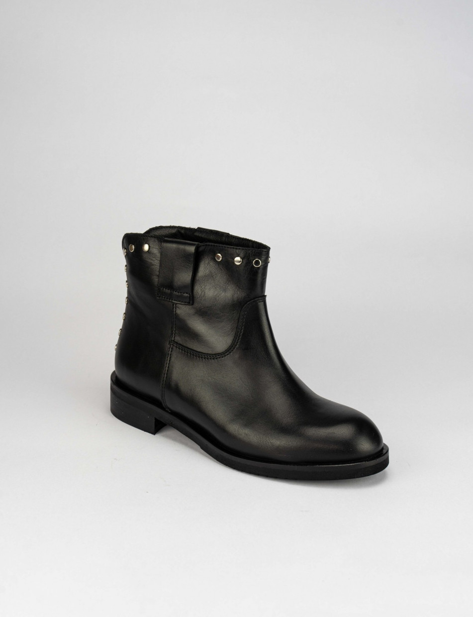 Low heel ankle boots heel 2 cm black leather