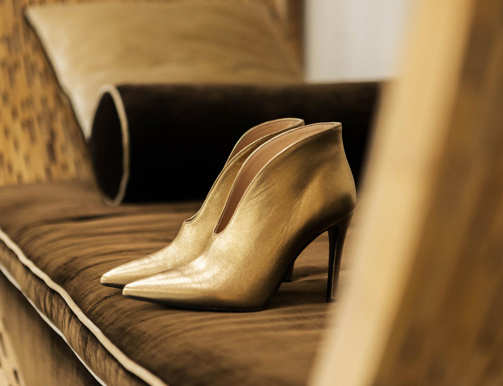 High heel ankle boots heel 10 cm gold leather