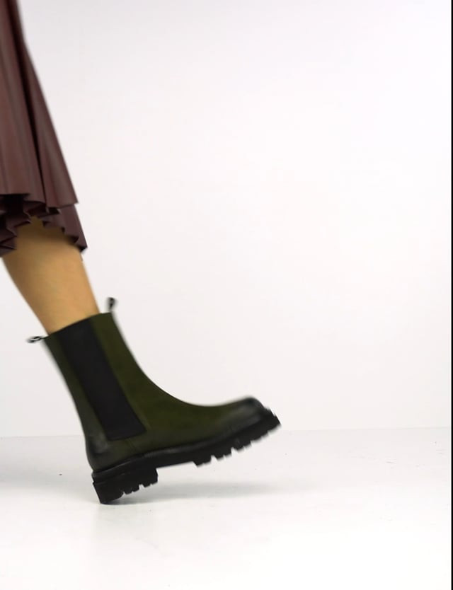 Low heel ankle boots heel 4 cm green