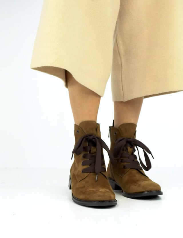 Woman heel 3 cm brown chamois