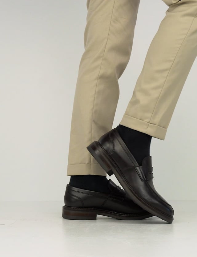 Loafers heel 1 cm dark brown leather