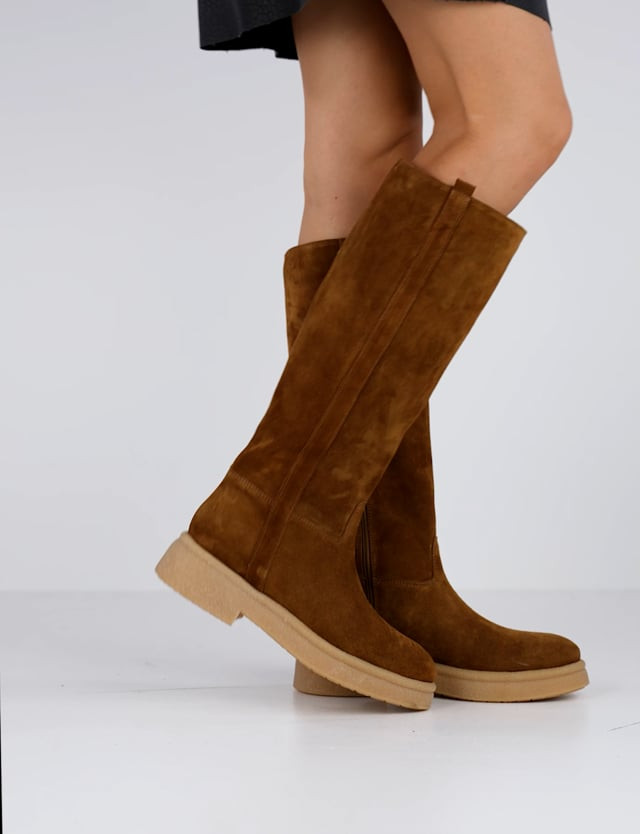 Low heel boots heel 1 cm brown chamois