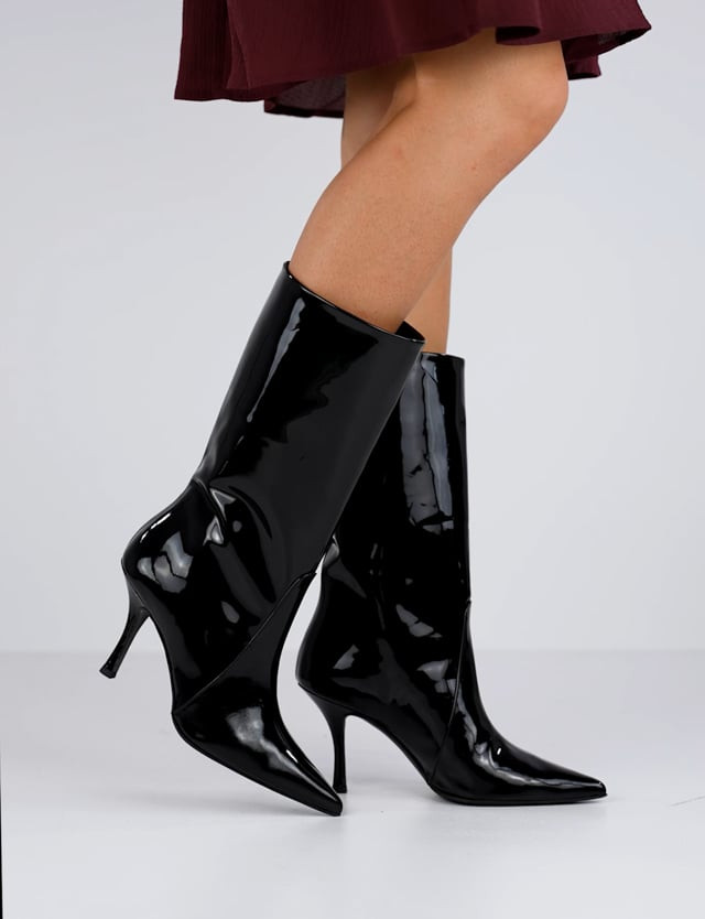 High heel boots heel 7 cm black varnish