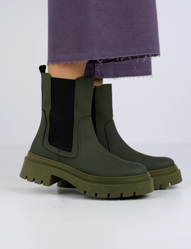 Low heel ankle boots heel 2 cm green leather