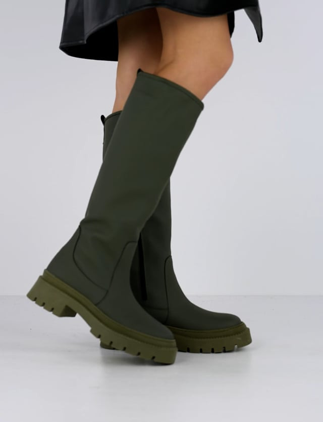 Low heel boots heel 2 cm green leather