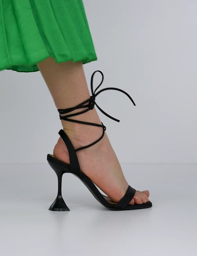 Sandali tacco 10cm raso nero