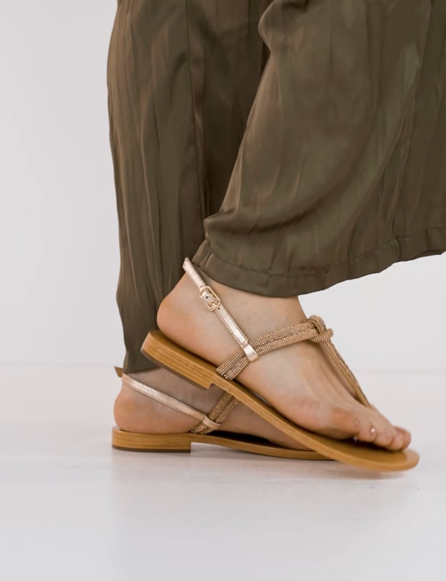 Sandali tacco 1cm pelle bronzo