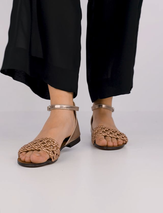 Sandali tacco 1cm pelle bronzo