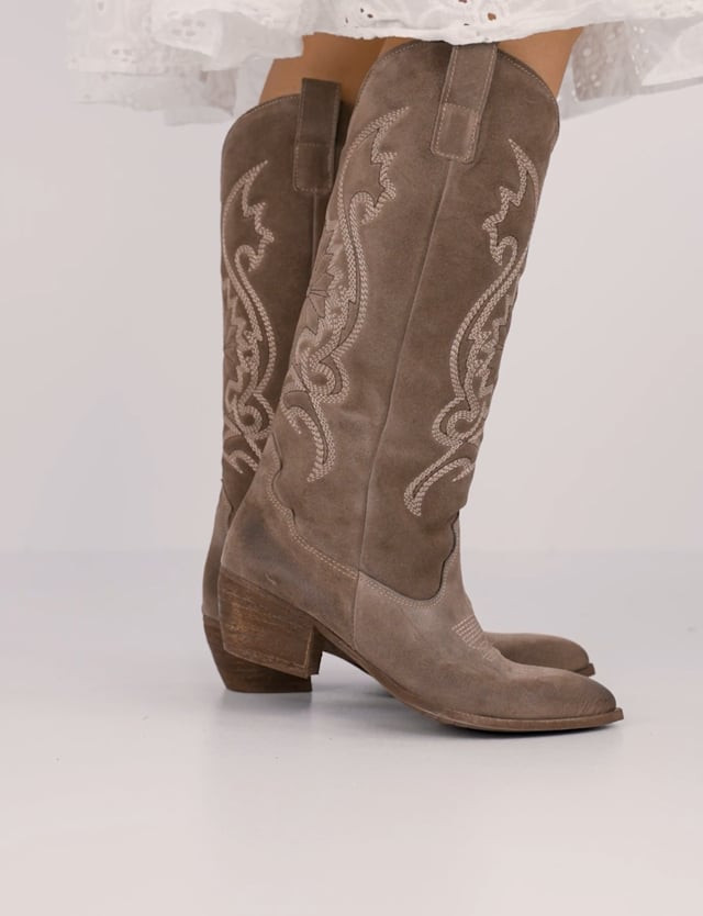High heel boots heel 5 cm beige chamois