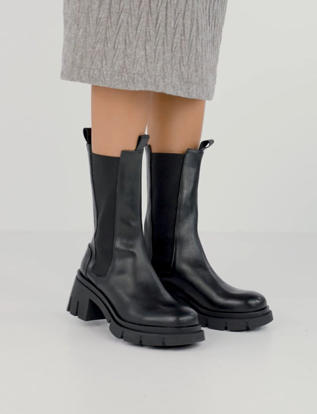 Low heel ankle boots heel 3 cm black leather