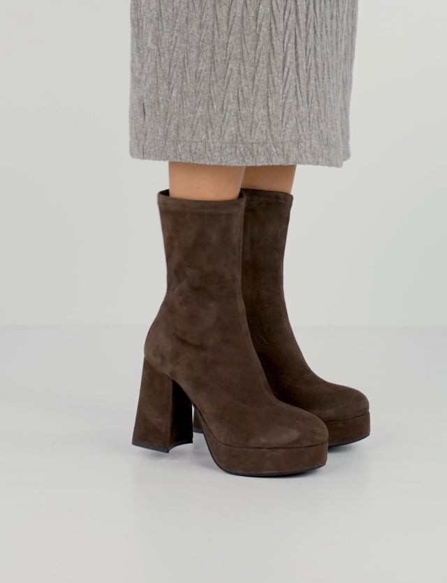 High heel ankle boots heel 8 cm dark brown suede