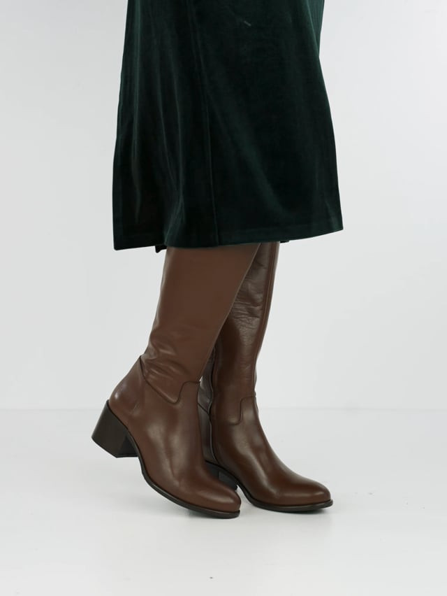 High heel boots heel 5 cm brown leather