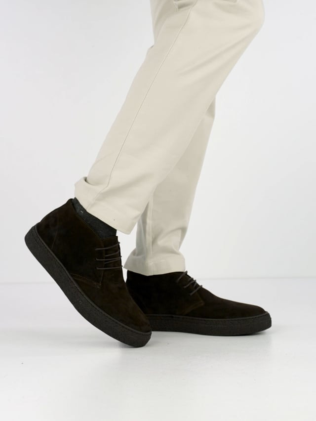 Sneakers dark brown suede